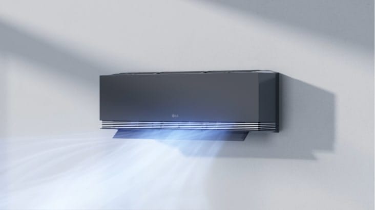 LG ARTCOOL AI Mirror Soft Air AA18SP – Soft Air švelniai išsklaido orą per priekines groteles