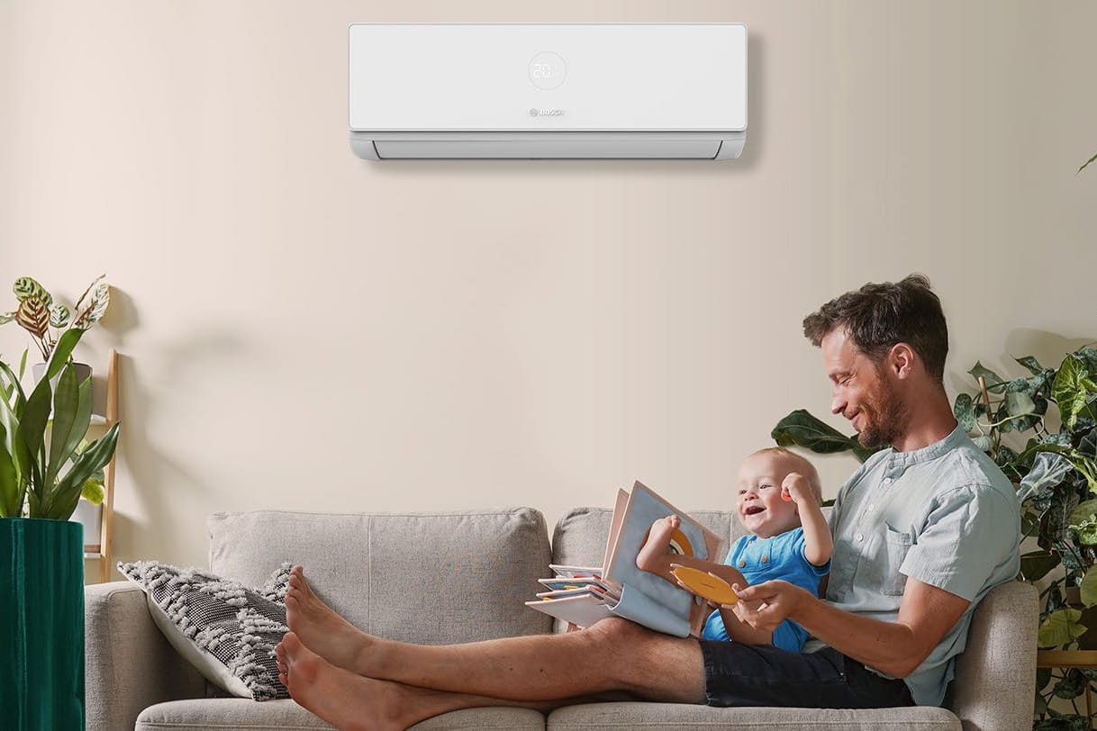 Bosch Climate 4000i CL4000iU W 52 E svetainėje – 3D oro srautas ir „Wind Avoid Me“ be skersvėjo