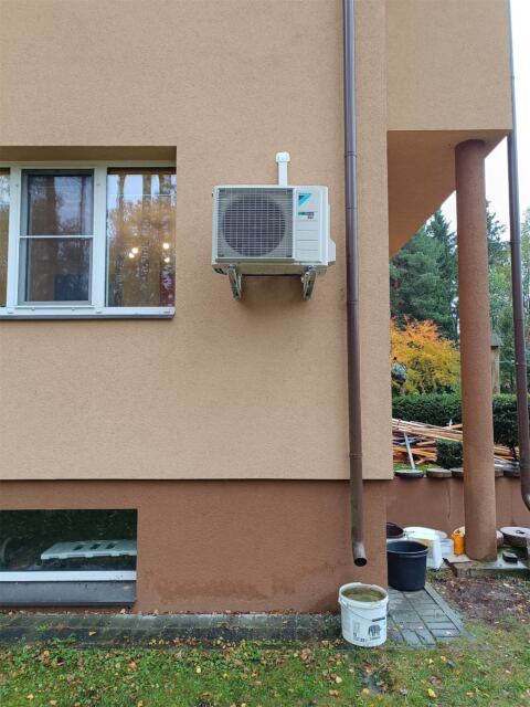 Daikin Comfora Nordic – montavimo darbai